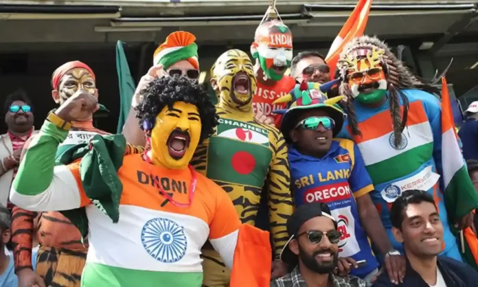1600x960_18899-india-fans-cricket-1