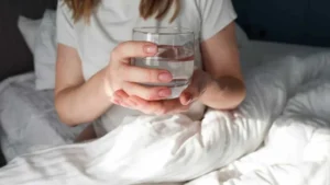 Daily Habits That Can Improve Your Health In Just 10 Minutes 1 Drink Water Right After Waking Up